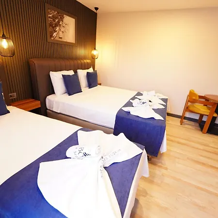 La Bonita Marina Apartment *